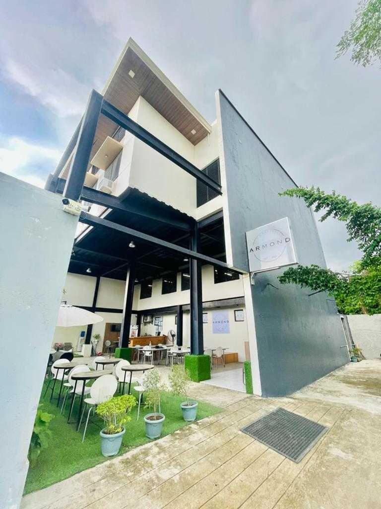 Oyo 1008 Armond Bed And Breakfast Lapu-Lapu City Esterno foto
